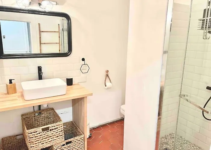 Le Jardin Secret De Nady Apartamento Carcassonne