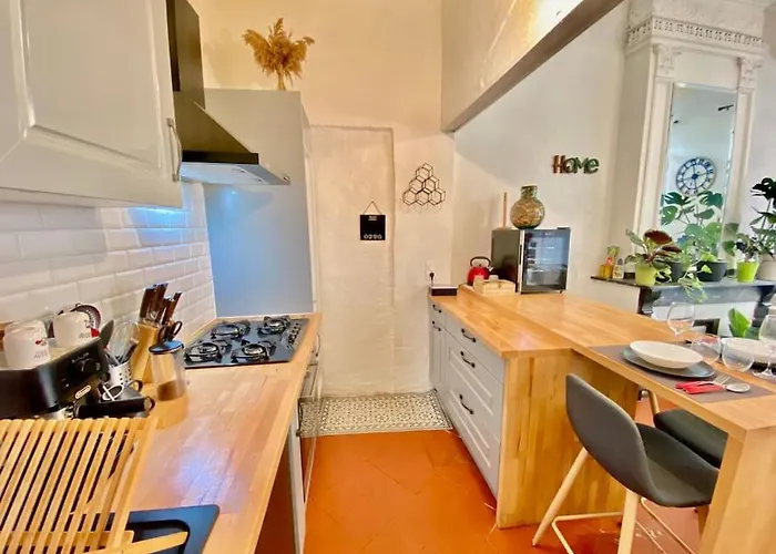 Le Jardin Secret De Nady Apartamento Carcassonne