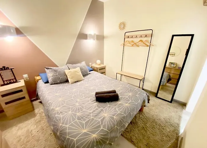 Le Jardin Secret De Nady Apartamento Carcassonne